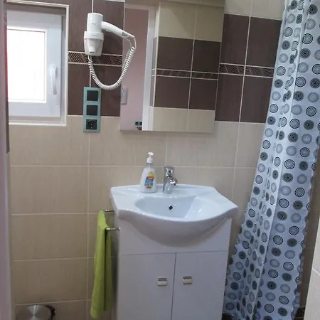 Erika Vendeghaz Guest house
